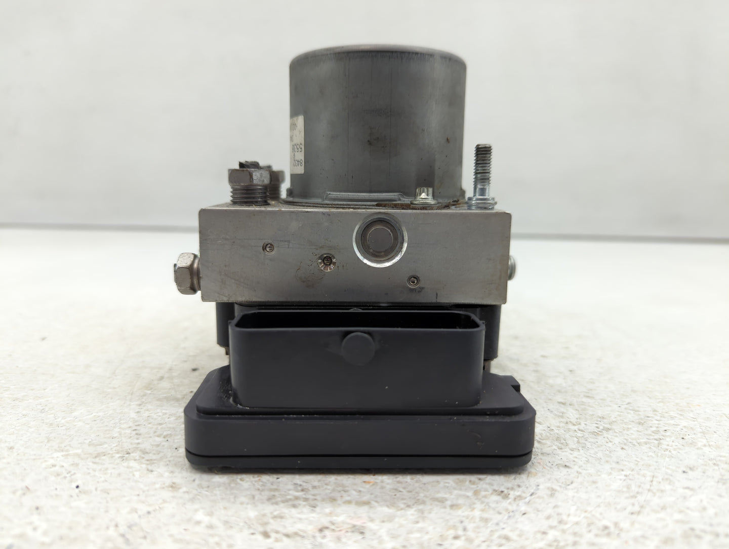 2018 Chevrolet Malibu ABS Pump Control Module Replacement P/N:065055766 84325538, 84205167 Fits OEM Used Auto Parts - Oemuse