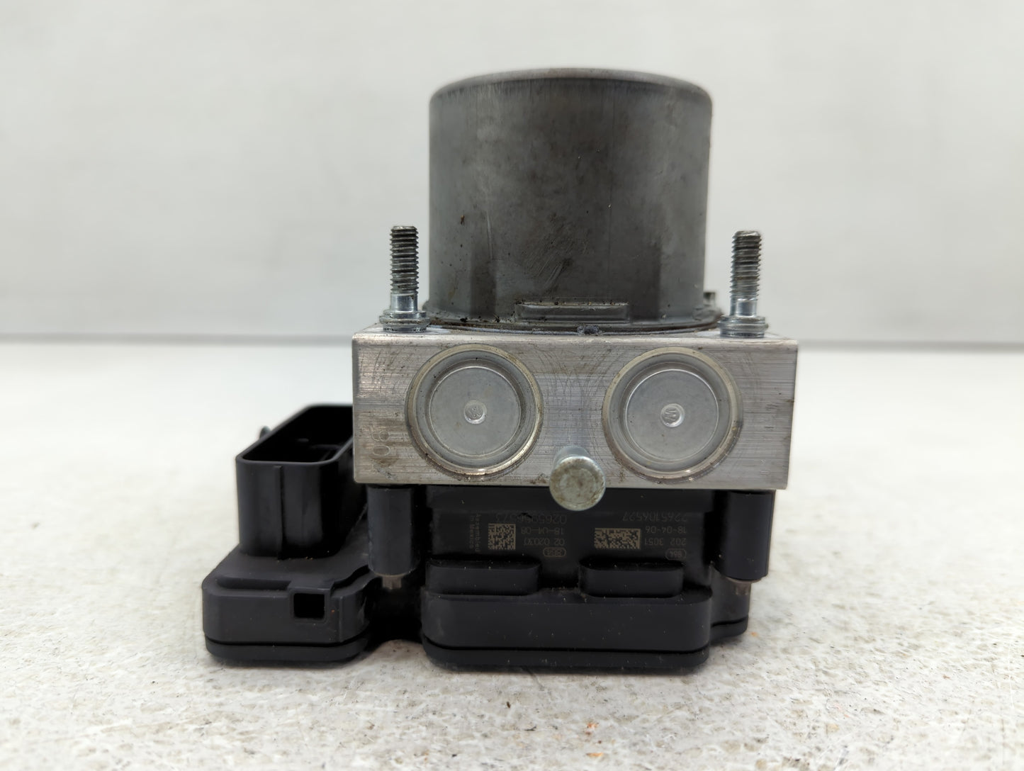 2018 Chevrolet Malibu ABS Pump Control Module Replacement P/N:065055766 84325538, 84205167 Fits OEM Used Auto Parts - Oemuse