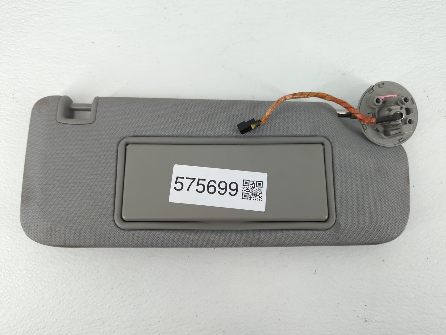 2016-2021 Chevrolet Malibu Sun Visor Shade Replacement Driver Left Mirror Fits Fits 2016 2017 2018 2019 2020 2021 OEM Used A