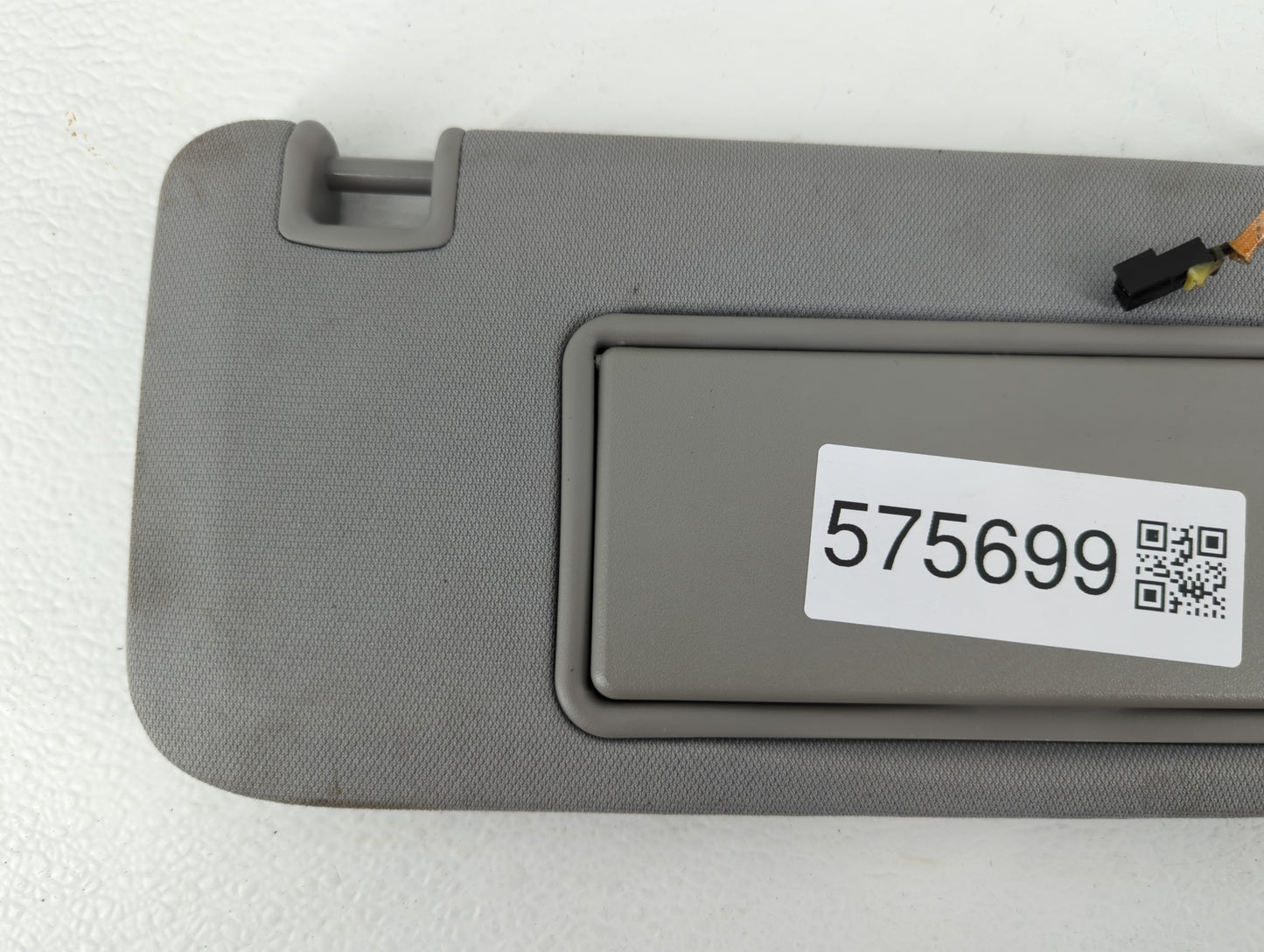 2016-2021 Chevrolet Malibu Sun Visor Shade Replacement Driver Left Mirror Fits Fits 2016 2017 2018 2019 2020 2021 OEM Used A