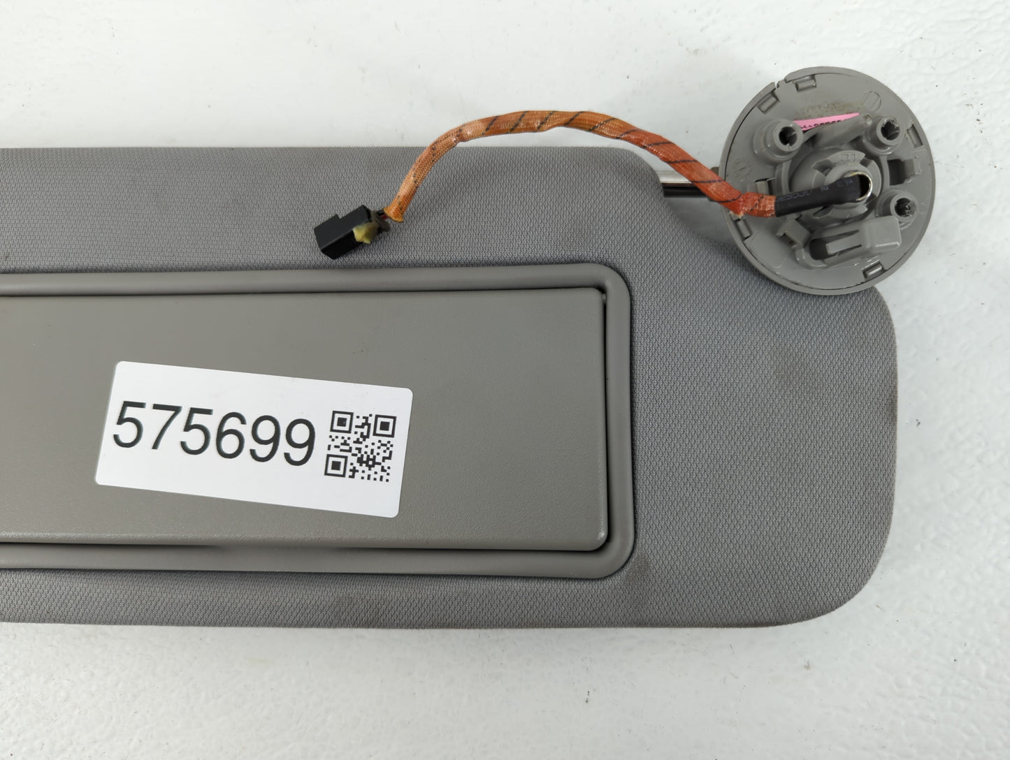 2016-2021 Chevrolet Malibu Sun Visor Shade Replacement Driver Left Mirror Fits Fits 2016 2017 2018 2019 2020 2021 OEM Used A