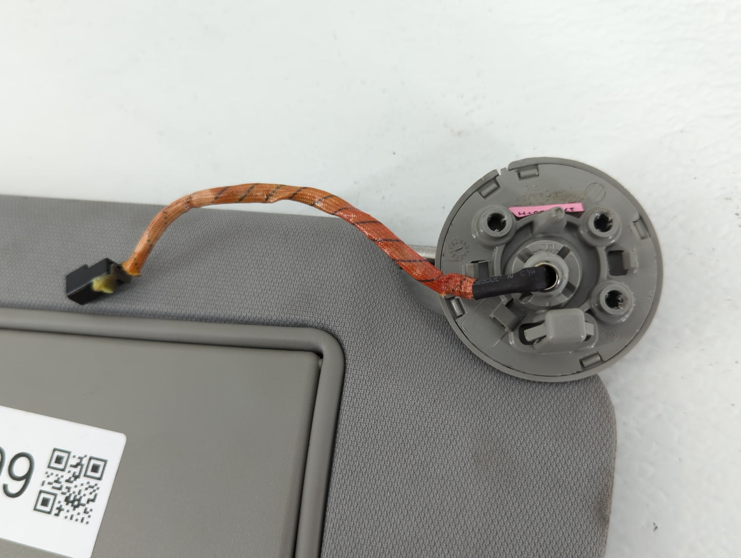 2016-2021 Chevrolet Malibu Sun Visor Shade Replacement Driver Left Mirror Fits Fits 2016 2017 2018 2019 2020 2021 OEM Used A