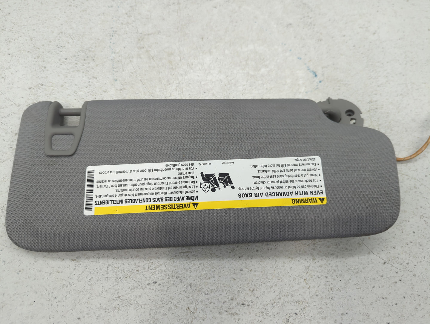 2016-2021 Chevrolet Malibu Sun Visor Shade Replacement Driver Left Mirror Fits Fits 2016 2017 2018 2019 2020 2021 OEM Used A