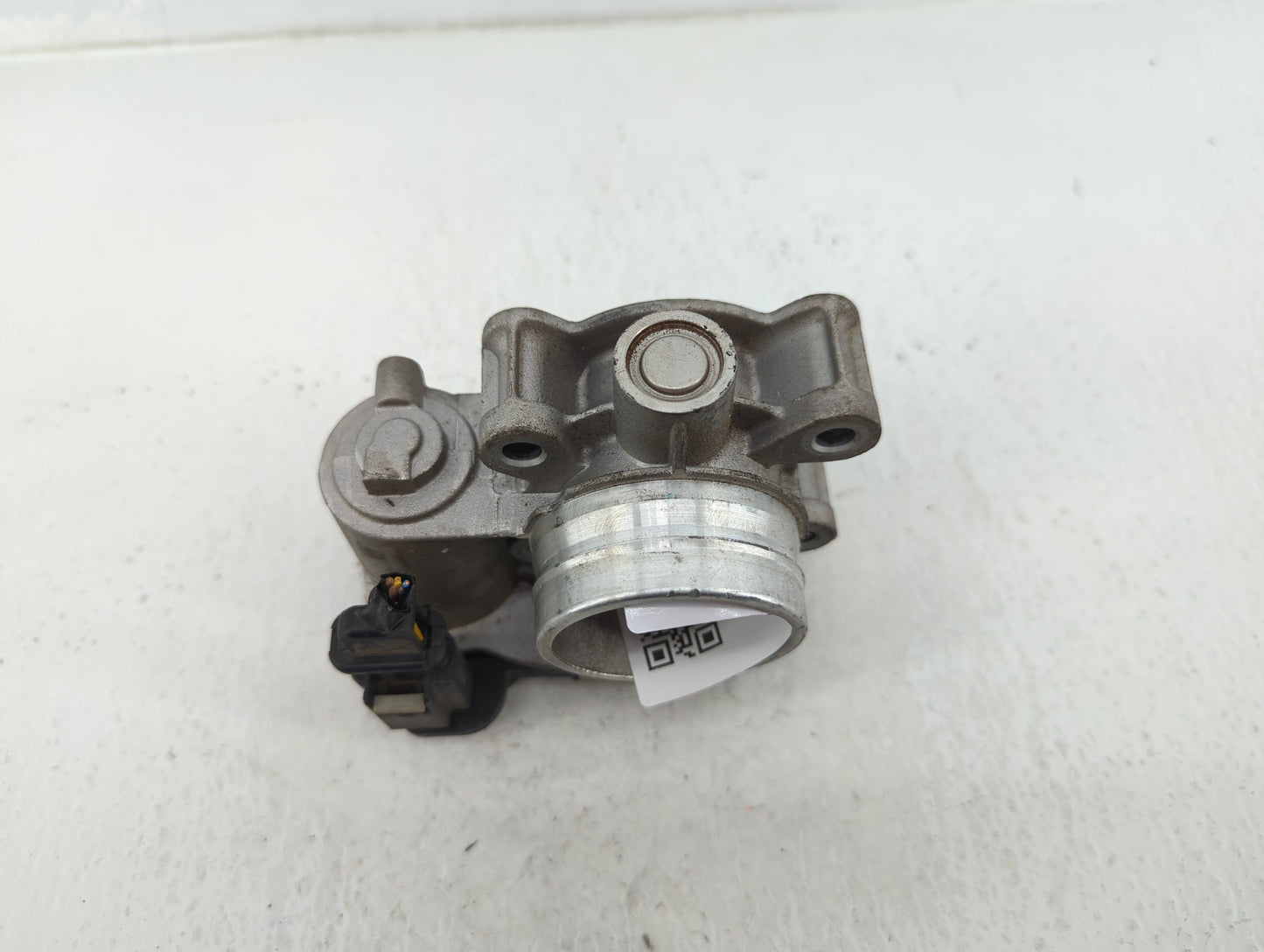 2016-2021 Chevrolet Malibu Throttle Body P/N:12671379AA Fits Fits 2016 2017 2018 2019 2020 2021 2022 OEM Used Auto Parts - O