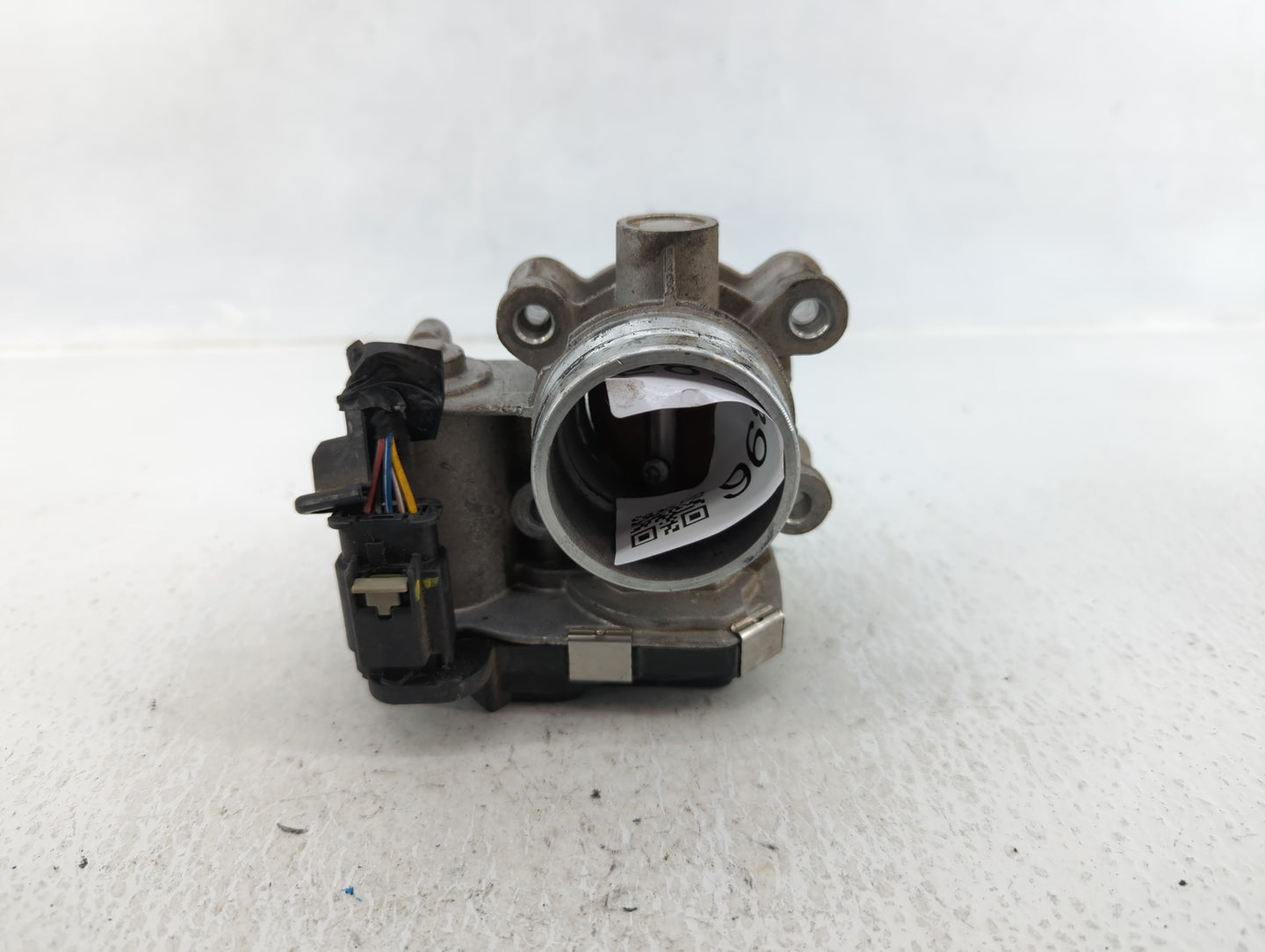 2016-2021 Chevrolet Malibu Throttle Body P/N:12671379AA Fits Fits 2016 2017 2018 2019 2020 2021 2022 OEM Used Auto Parts - O