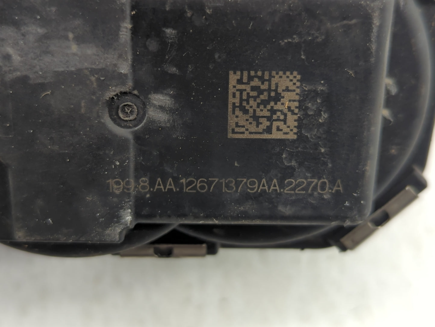 2016-2021 Chevrolet Malibu Throttle Body P/N:12671379AA Fits Fits 2016 2017 2018 2019 2020 2021 2022 OEM Used Auto Parts - O