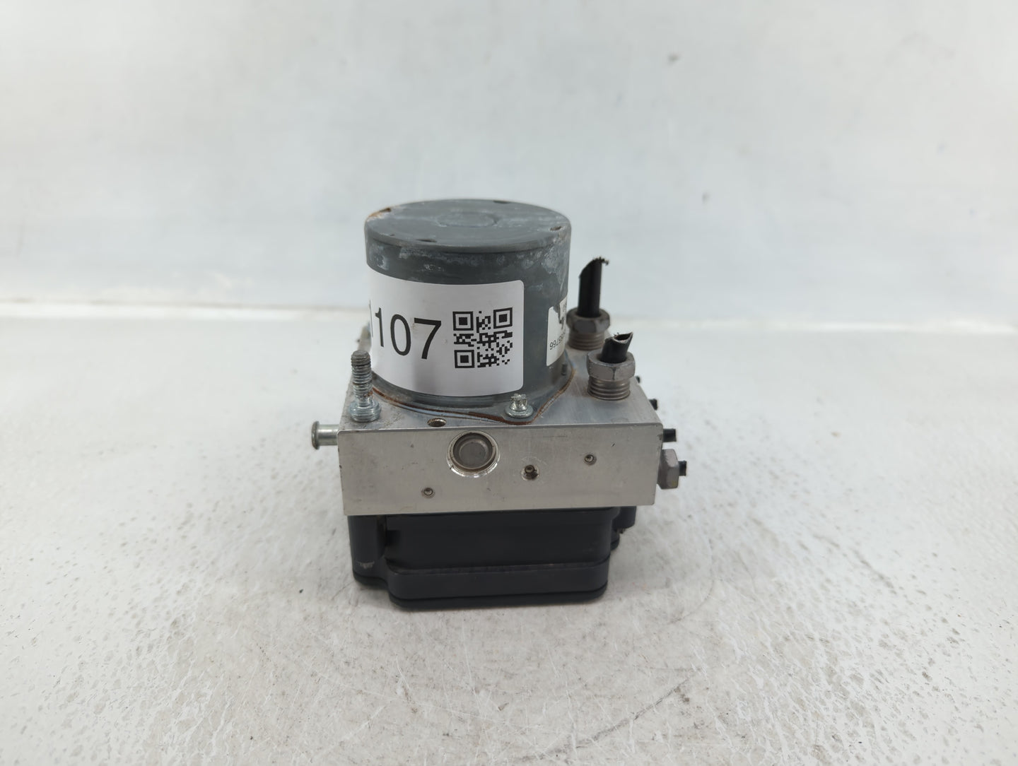 2018 Chevrolet Malibu ABS Pump Control Module Replacement P/N:065055766 84325538, 84205167 Fits OEM Used Auto Parts - Oemuse