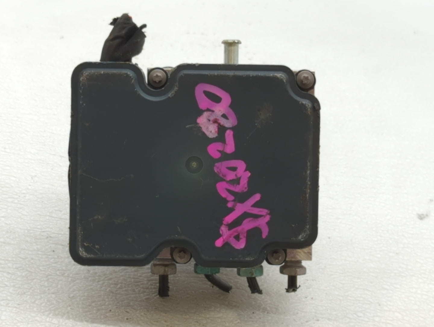 2018 Chevrolet Malibu ABS Pump Control Module Replacement P/N:06505576 Fits OEM Used Auto Parts - Oemusedautoparts1.com