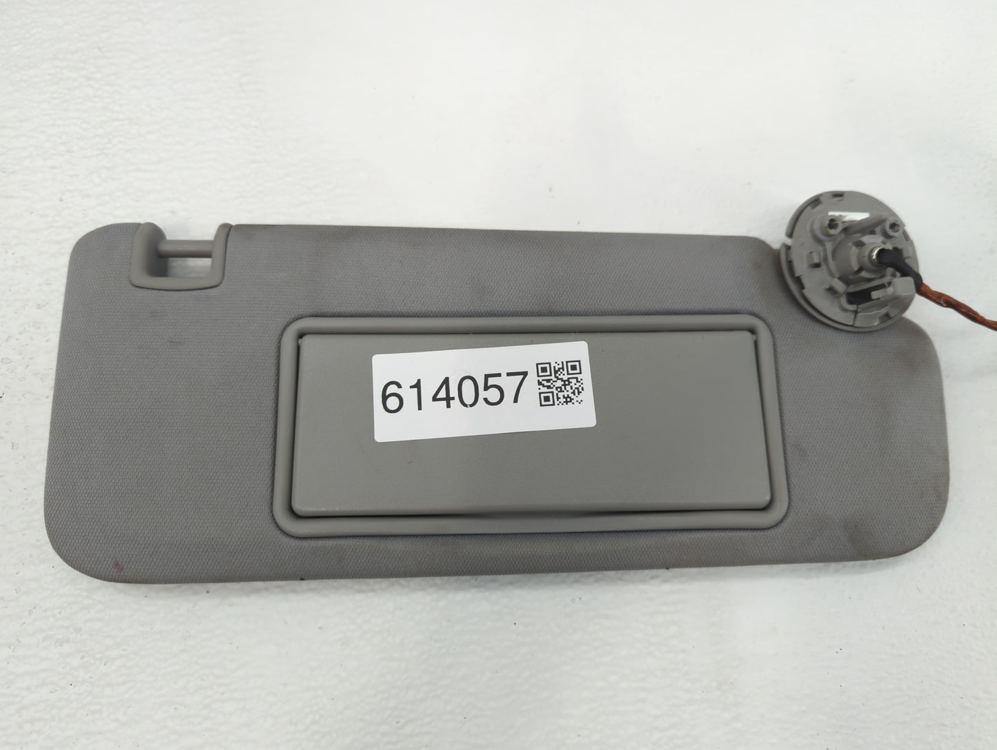 2016-2021 Chevrolet Malibu Sun Visor Shade Replacement Passenger Right Mirror Fits Fits 2016 2017 2018 2019 2020 2021 OEM Us