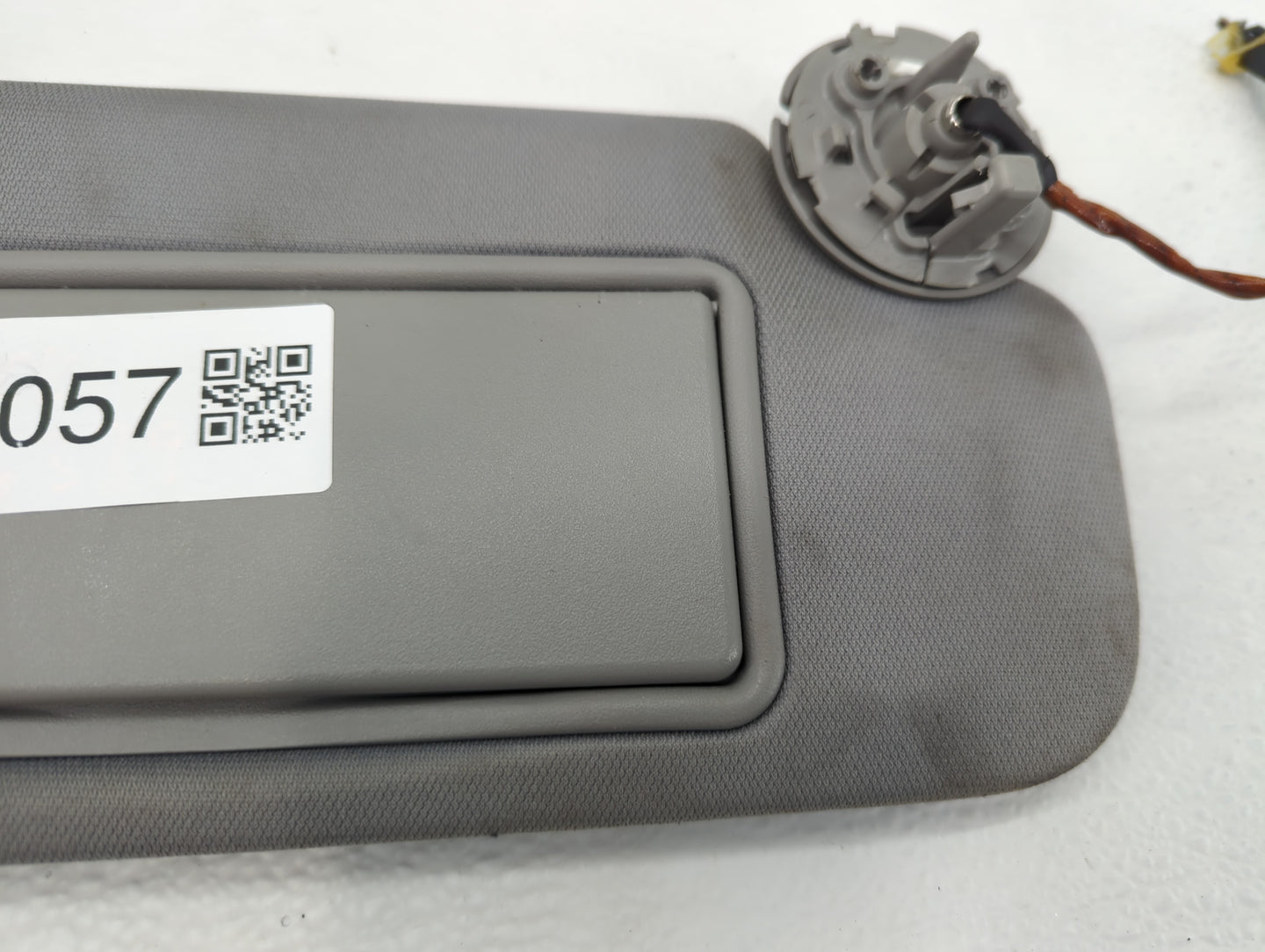 2016-2021 Chevrolet Malibu Sun Visor Shade Replacement Passenger Right Mirror Fits Fits 2016 2017 2018 2019 2020 2021 OEM Us