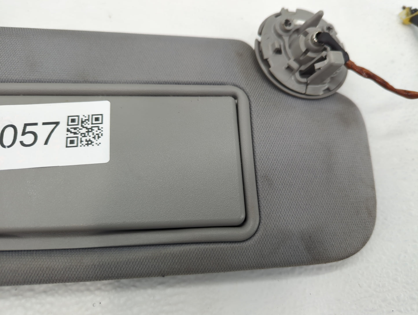 2016-2021 Chevrolet Malibu Sun Visor Shade Replacement Passenger Right Mirror Fits Fits 2016 2017 2018 2019 2020 2021 OEM Us