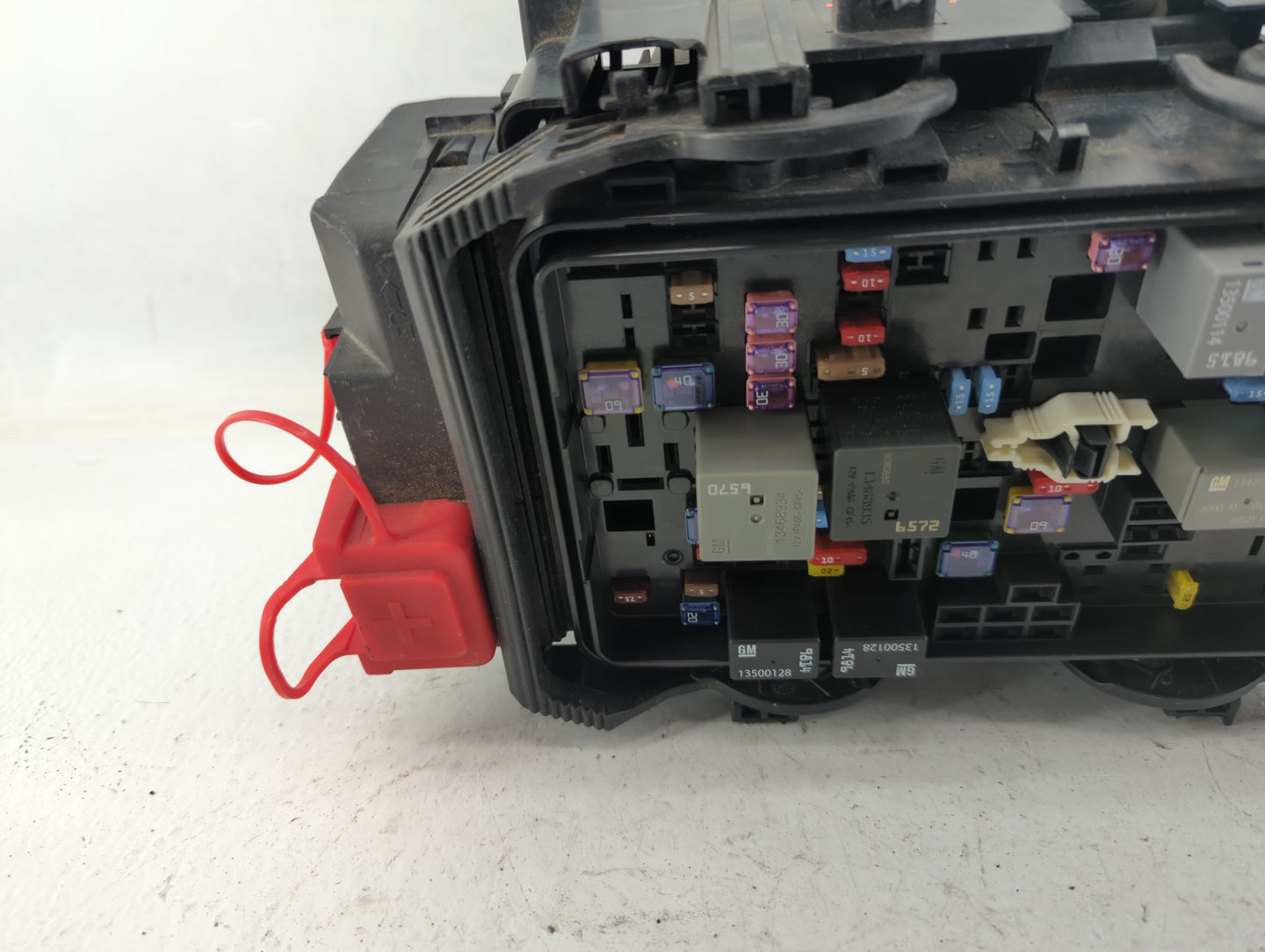 2018-2019 Chevrolet Malibu Fusebox Fuse Box Panel Relay Module Fits Fits 2018 2019 OEM Used Auto Parts - Oemusedautoparts1.c