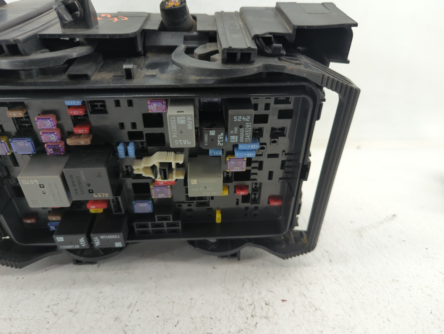 2018-2019 Chevrolet Malibu Fusebox Fuse Box Panel Relay Module Fits Fits 2018 2019 OEM Used Auto Parts - Oemusedautoparts1.c
