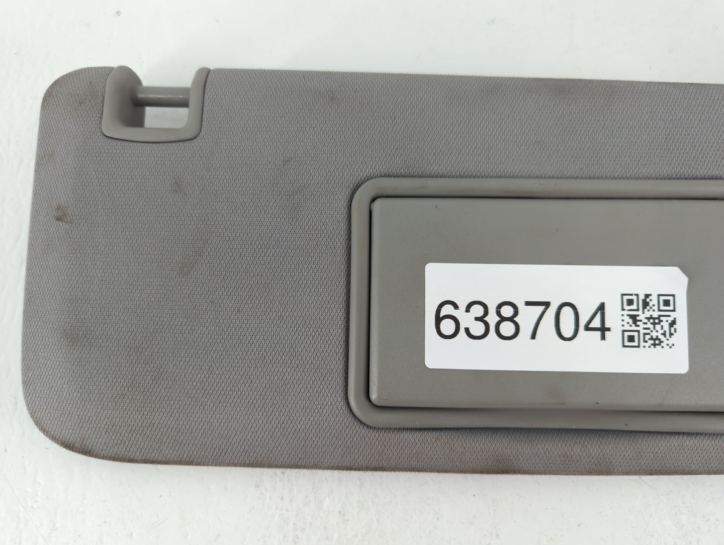 2016-2021 Chevrolet Malibu Sun Visor Shade Replacement Driver Left Mirror Fits Fits 2016 2017 2018 2019 2020 2021 OEM Used A