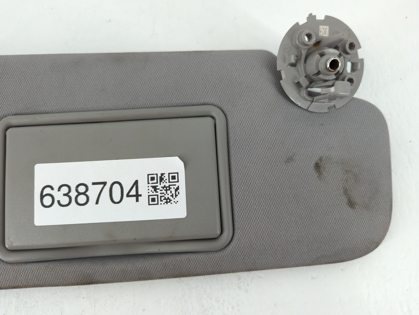 2016-2021 Chevrolet Malibu Sun Visor Shade Replacement Driver Left Mirror Fits Fits 2016 2017 2018 2019 2020 2021 OEM Used A