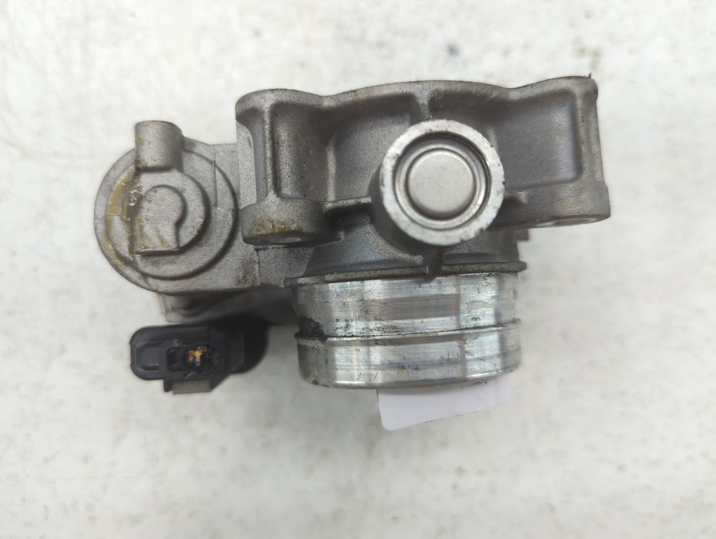 2016-2021 Chevrolet Malibu Throttle Body P/N:12671379AA Fits Fits 2016 2017 2018 2019 2020 2021 2022 OEM Used Auto Parts - O