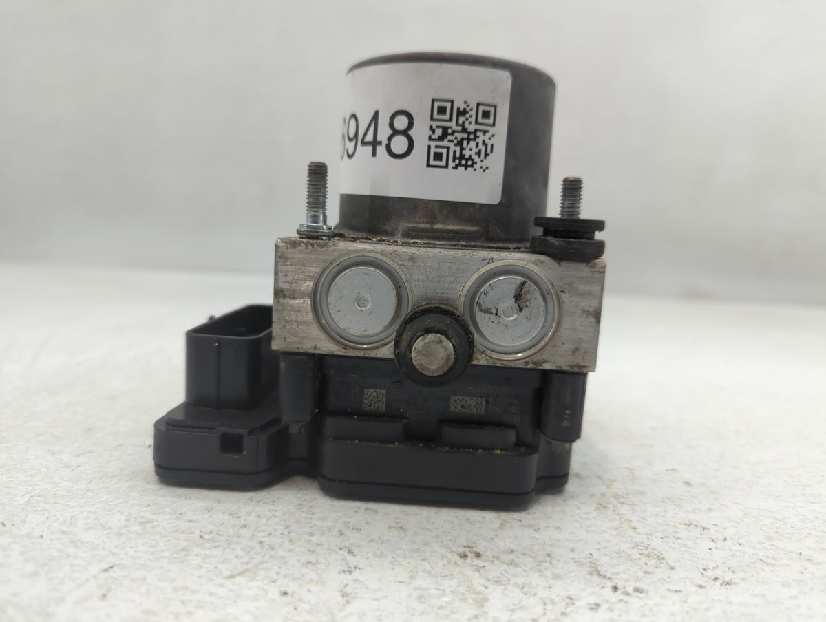 2018 Chevrolet Malibu Anti-Lock Brake ABS Pump Module Actuator OEM P/N:065055766 Fits OEM Used Auto Parts - Oemusedautoparts