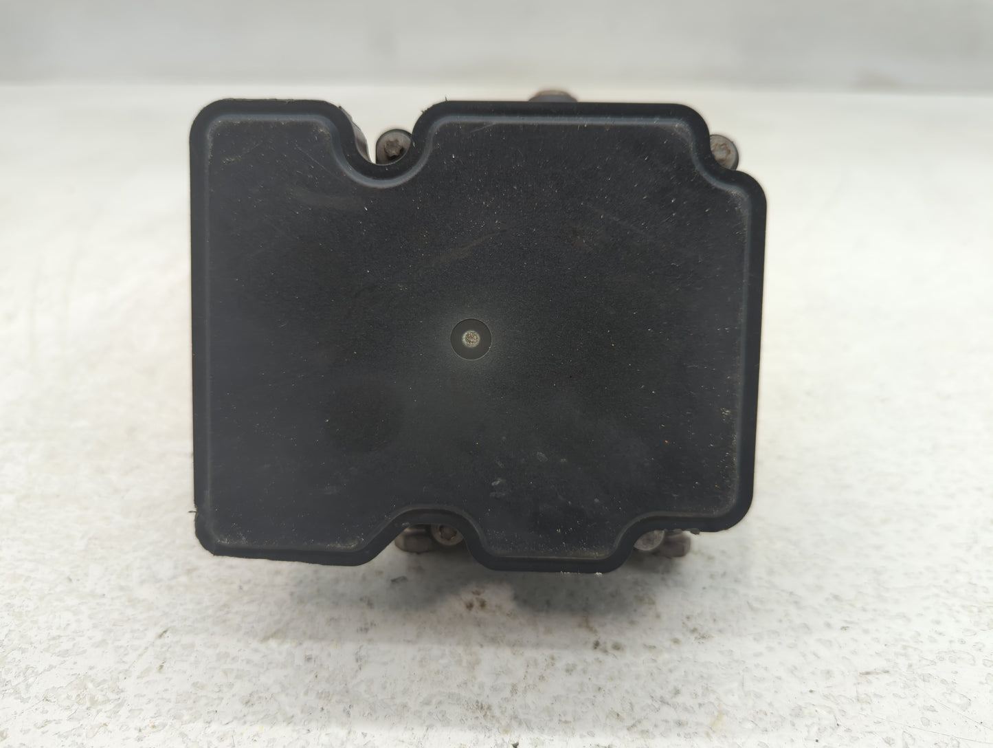 2018 Chevrolet Malibu ABS Pump Control Module Replacement P/N:065055766 Fits OEM Used Auto Parts - Oemusedautoparts1.com
