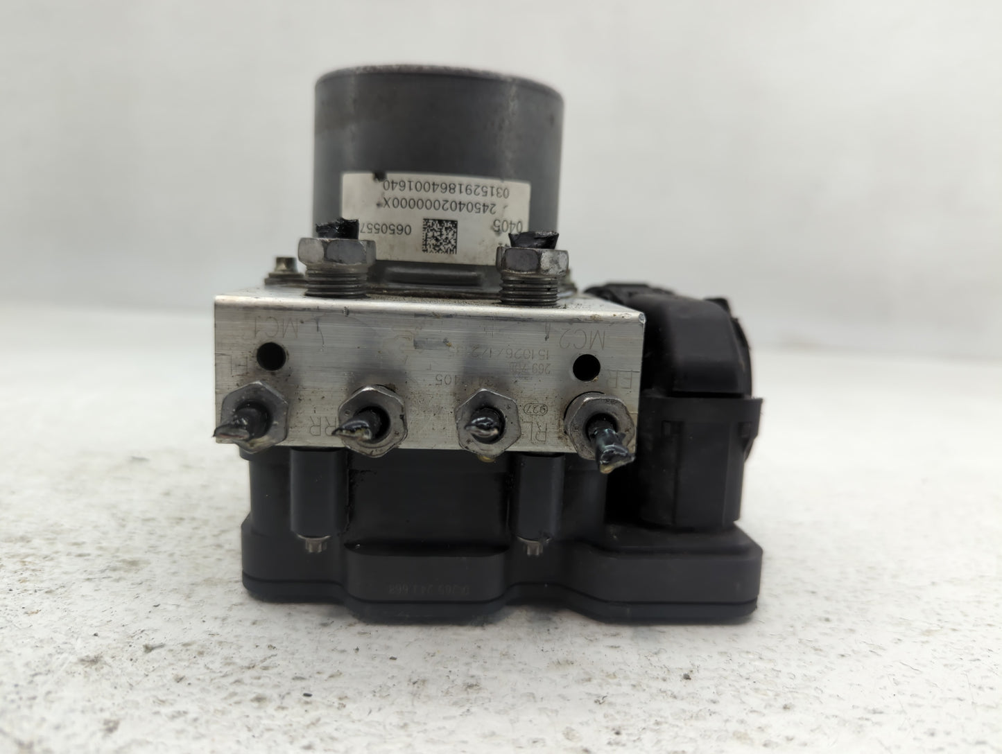2018 Chevrolet Malibu ABS Pump Control Module Replacement P/N:065055766 Fits OEM Used Auto Parts - Oemusedautoparts1.com