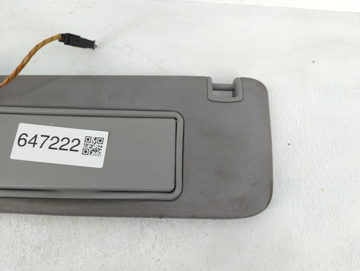 2016-2021 Chevrolet Malibu Sun Visor Shade Replacement Driver Left Mirror Fits Fits 2016 2017 2018 2019 2020 2021 OEM Used A