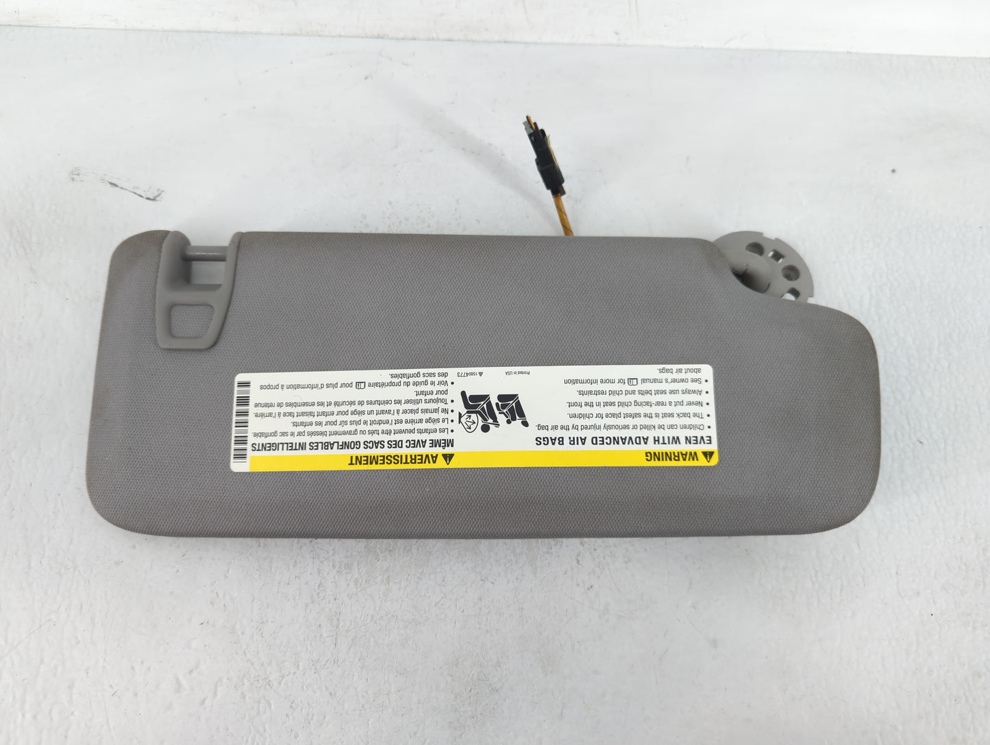 2016-2021 Chevrolet Malibu Sun Visor Shade Replacement Driver Left Mirror Fits Fits 2016 2017 2018 2019 2020 2021 OEM Used A