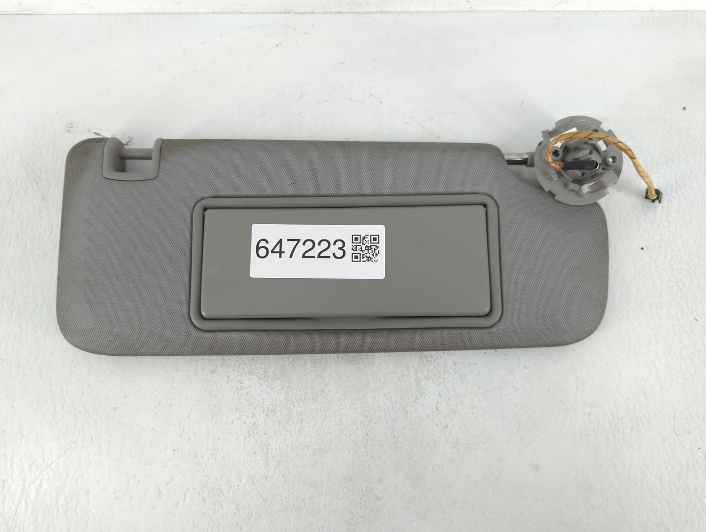 2016-2021 Chevrolet Malibu Sun Visor Shade Replacement Passenger Right Mirror Fits Fits 2016 2017 2018 2019 2020 2021 OEM Us