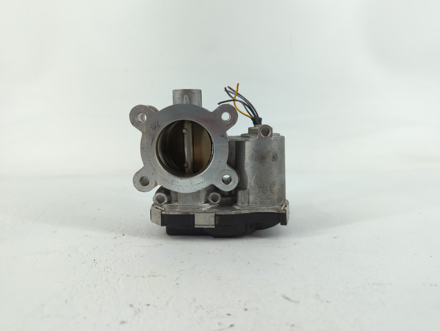 2016-2021 Chevrolet Malibu Throttle Body P/N:12671379AA Fits Fits 2016 2017 2018 2019 2020 2021 2022 OEM Used Auto Parts - O