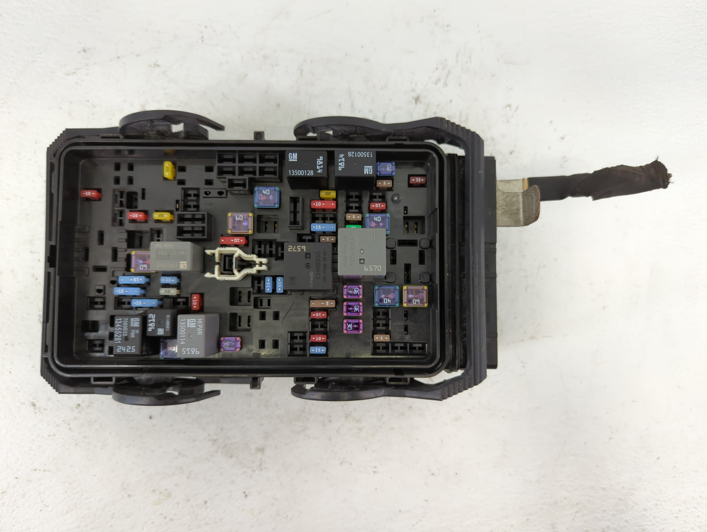 2018-2019 Chevrolet Malibu Fusebox Fuse Box Panel Relay Module P/N:84181107_03 Fits Fits 2018 2019 OEM Used Auto Parts - Oem