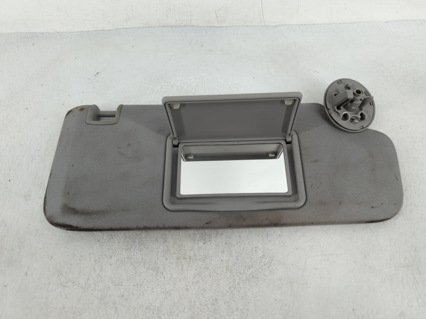 2016-2021 Chevrolet Malibu Sun Visor Shade Replacement Passenger Right Mirror Fits Fits 2016 2017 2018 2019 2020 2021 OEM Us