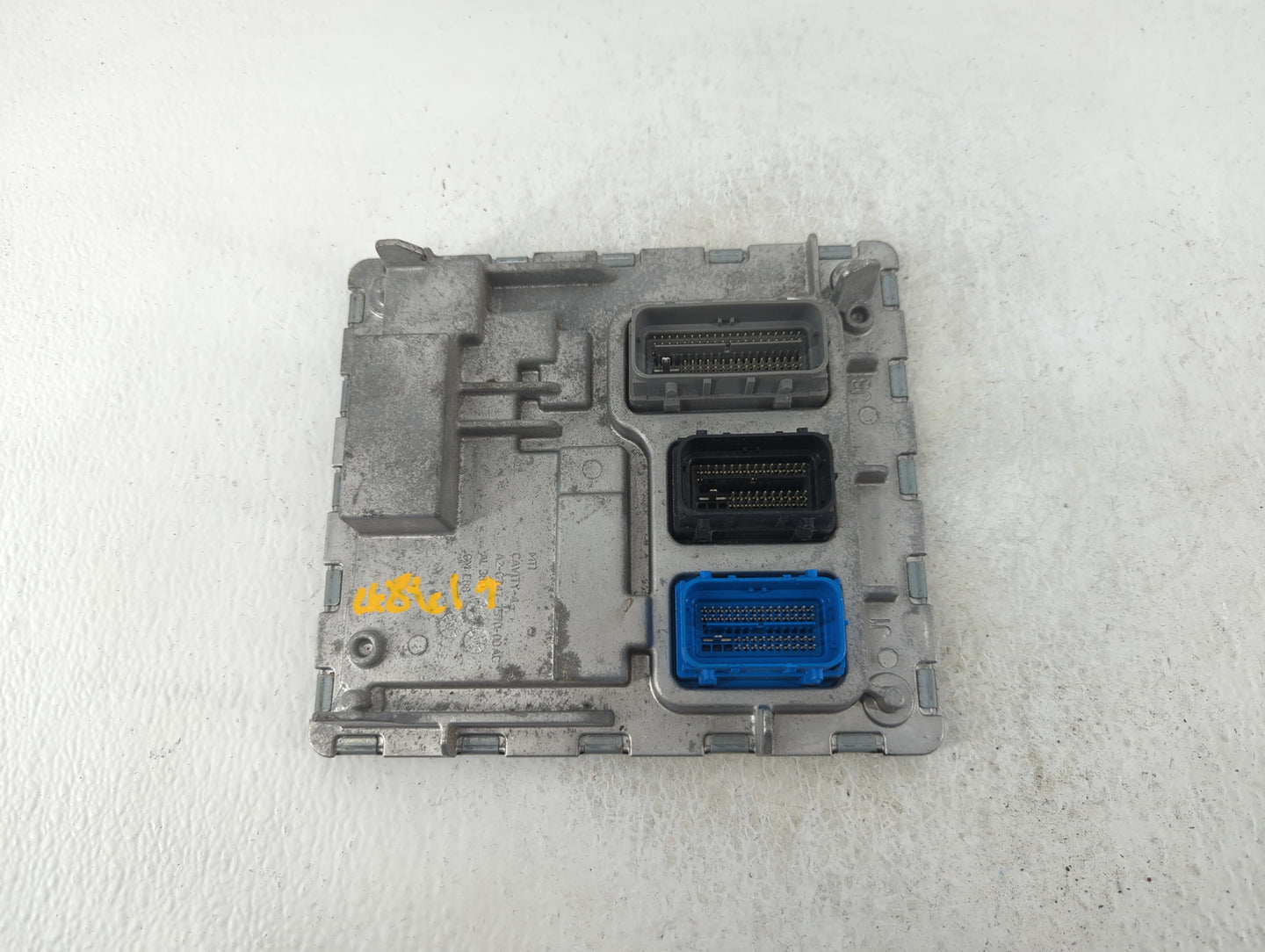 2018-2019 Chevrolet Malibu PCM Engine Control Computer ECU ECM PCU OEM P/N:12694511 Fits Fits 2018 2019 OEM Used Auto Parts 