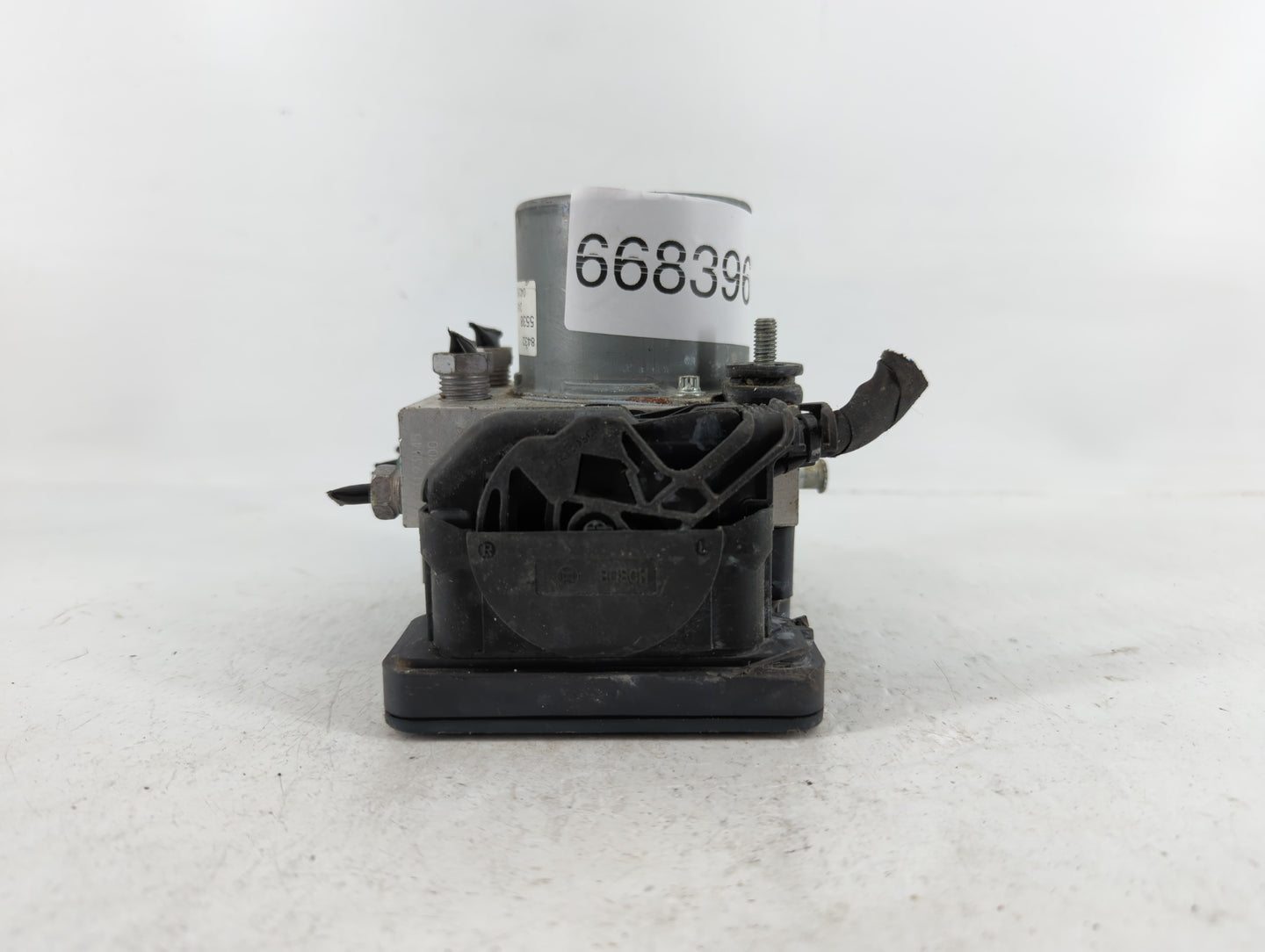2018 Chevrolet Malibu ABS Pump Control Module Replacement P/N:065055766 Fits OEM Used Auto Parts - Oemusedautoparts1.com