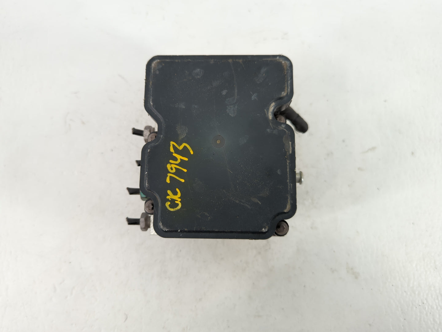 2018 Chevrolet Malibu ABS Pump Control Module Replacement P/N:065055766 Fits OEM Used Auto Parts - Oemusedautoparts1.com