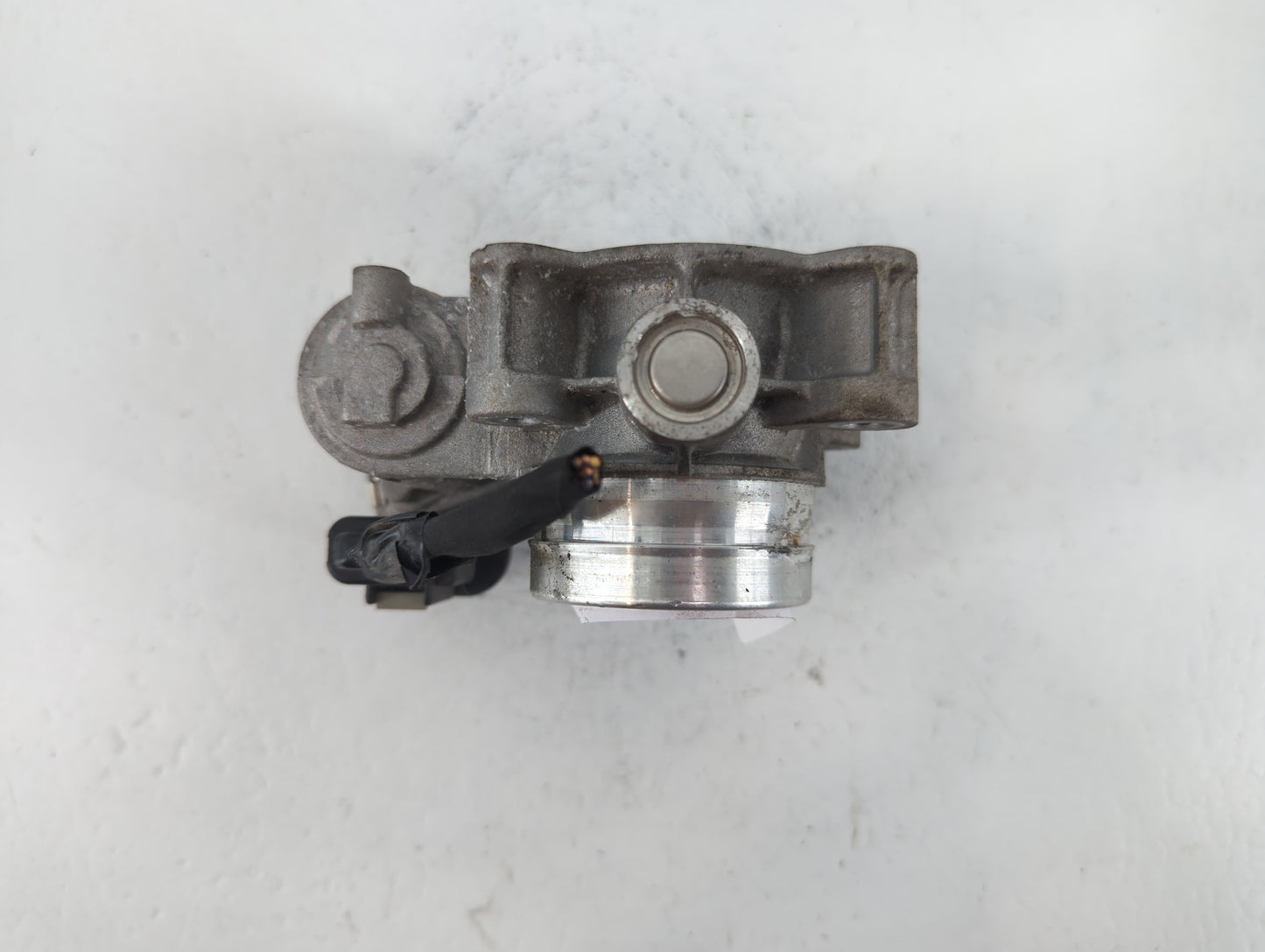 2016-2021 Chevrolet Malibu Throttle Body P/N:12671379AA Fits Fits 2016 2017 2018 2019 2020 2021 2022 OEM Used Auto Parts - O