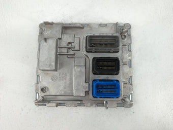 compare product 2018-2019 Chevrolet Malibu PCM Engine Control Computer ECU ECM PCU OEM P/N:12694511 Fits Fits 2018 2019 OEM Used Auto Parts