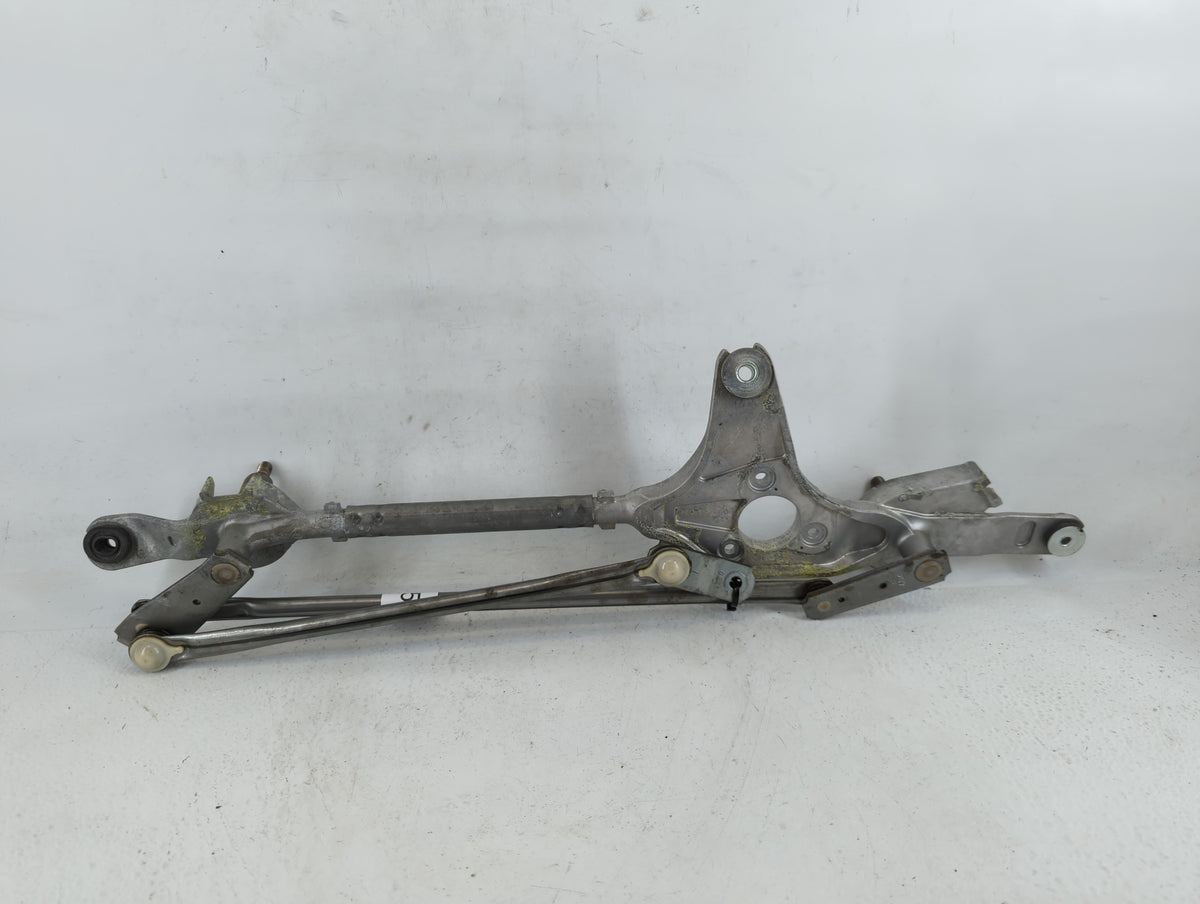 2018 Chevrolet Malibu Front Windshield Wiper Motor Fits OEM Used Auto Parts - Oemusedautoparts1.com