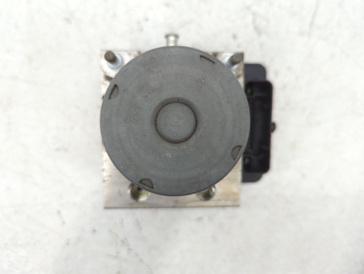 2018 Chevrolet Malibu Anti-Lock Brake ABS Pump Module Actuator OEM P/N:8420 5167 065055766 Fits OEM Used Auto Parts - Oemuse