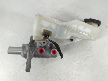 2016-2021 Chevrolet Malibu Brake Master Cylinder - Oemusedautoparts1.com