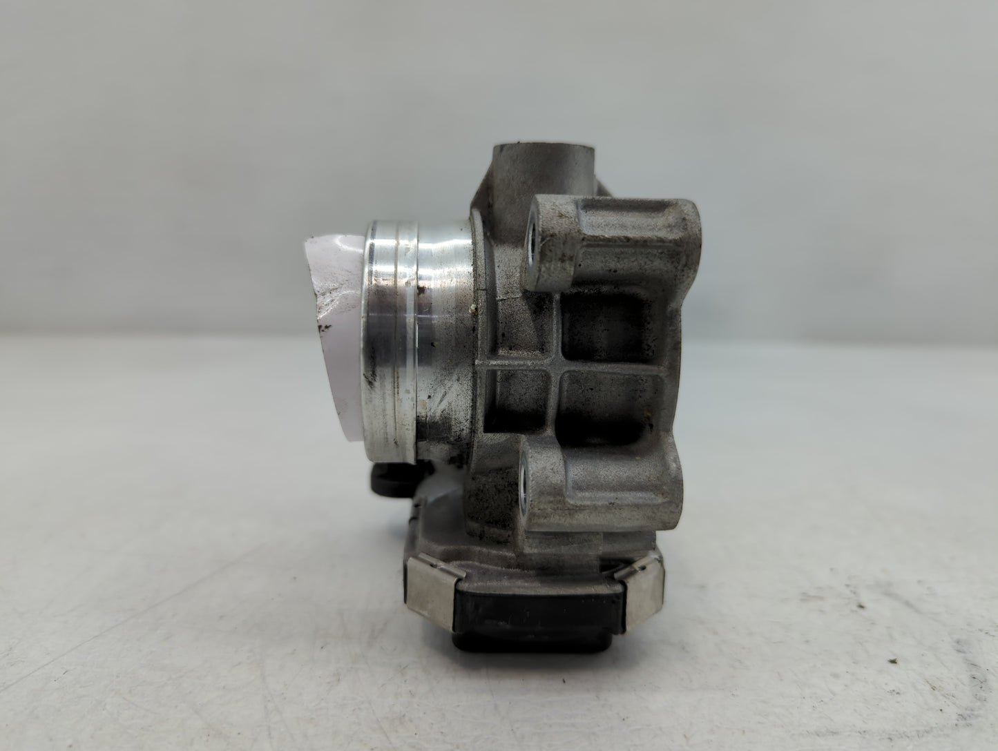 2016-2021 Chevrolet Malibu Throttle Body P/N:12671379AA Fits Fits 2016 2017 2018 2019 2020 2021 2022 OEM Used Auto Parts - O