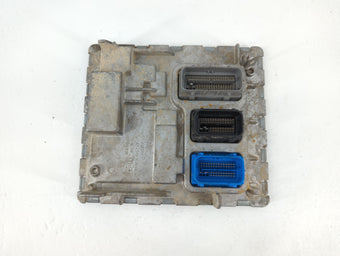 compare product 2018-2019 Chevrolet Malibu PCM Engine Control Computer ECU ECM PCU OEM P/N:12689129 Fits Fits 2018 2019 OEM Used Auto Parts
