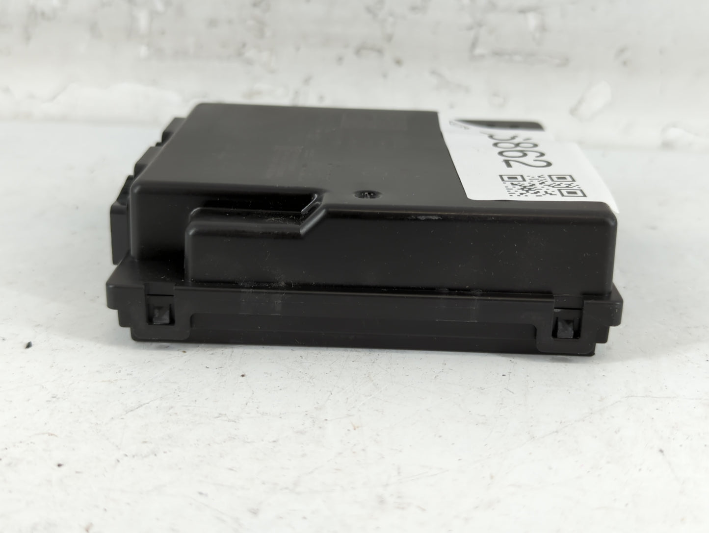 2017-2018 Chevrolet Malibu Chassis Control Module Ccm Bcm Body Control - Oemusedautoparts1.com