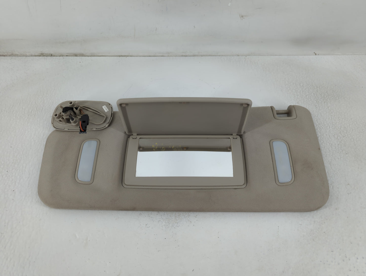 2016-2021 Chevrolet Malibu Sun Visor Shade Replacement Driver Left Mirror Fits Fits 2016 2017 2018 2019 2020 2021 OEM Used A