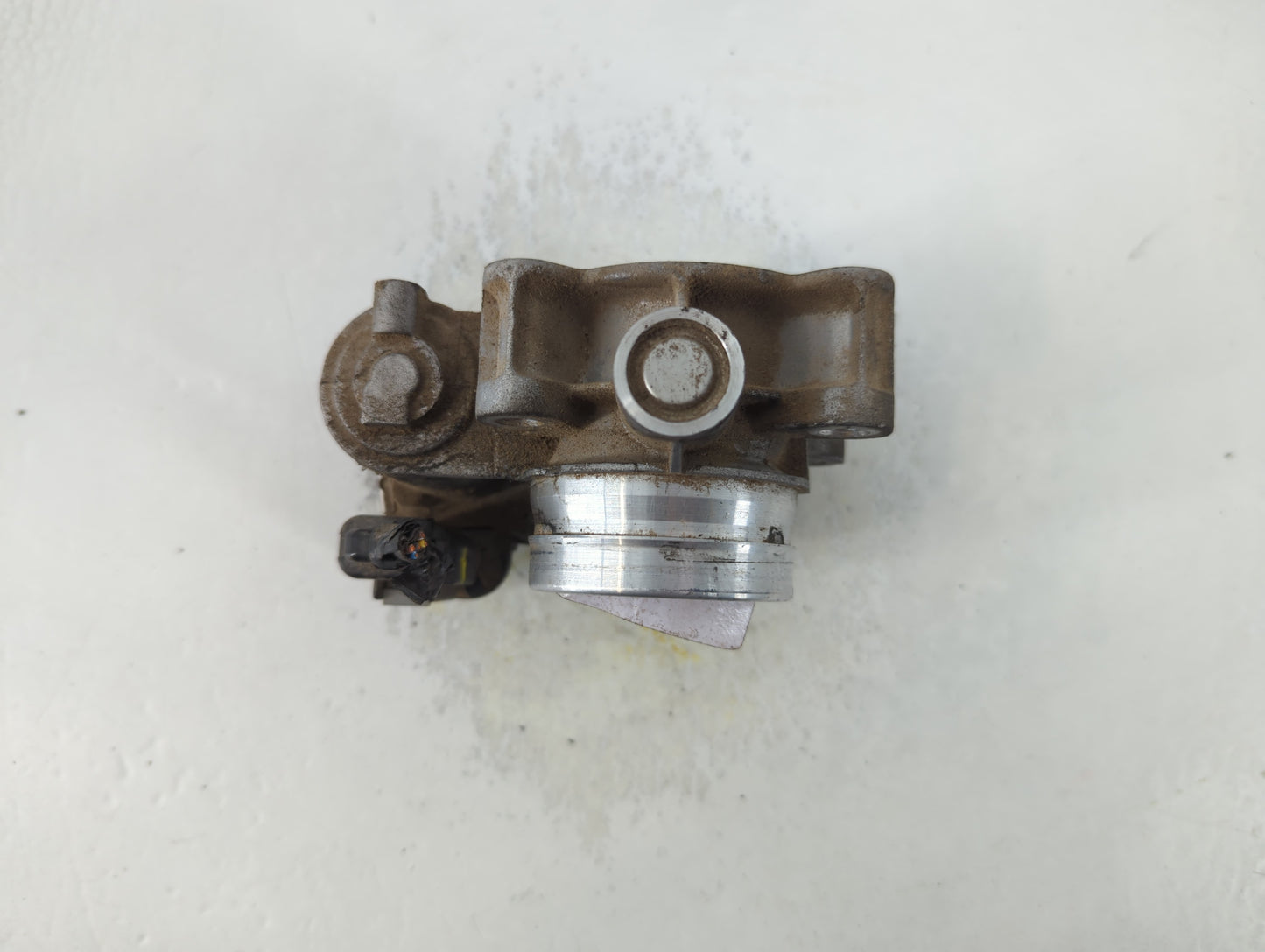 2016-2021 Chevrolet Malibu Throttle Body P/N:12671379AA Fits Fits 2016 2017 2018 2019 2020 2021 2022 OEM Used Auto Parts - O