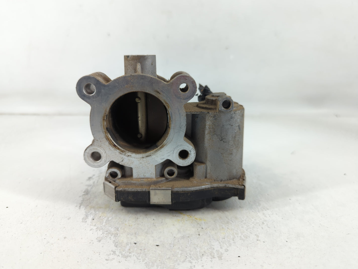 2016-2021 Chevrolet Malibu Throttle Body P/N:12671379AA Fits Fits 2016 2017 2018 2019 2020 2021 2022 OEM Used Auto Parts - O