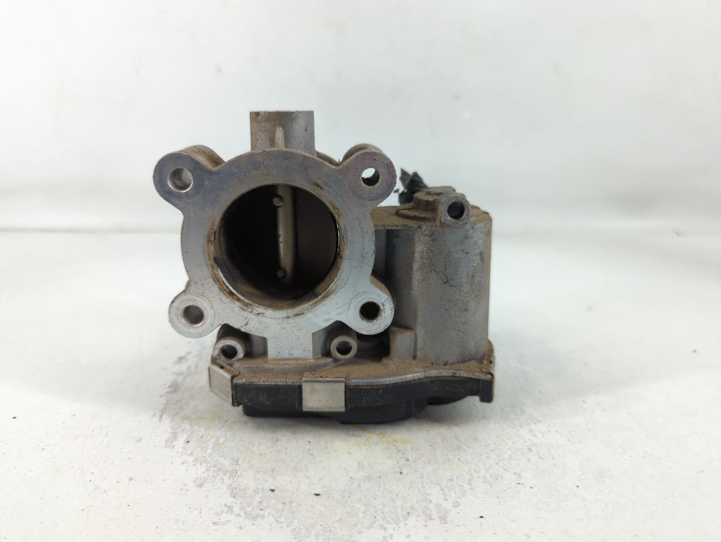 2016-2021 Chevrolet Malibu Throttle Body P/N:12671379AA Fits Fits 2016 2017 2018 2019 2020 2021 2022 OEM Used Auto Parts - O