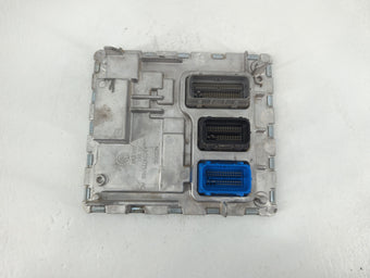 compare product 2018-2019 Chevrolet Malibu PCM Engine Control Computer ECU ECM PCU OEM P/N:12694511 Fits Fits 2018 2019 OEM Used Auto Parts