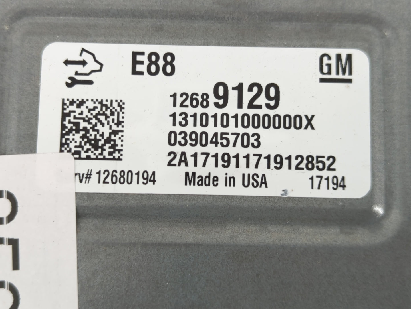 2018-2019 Chevrolet Malibu PCM Engine Control Computer ECU ECM PCU OEM P/N:12689129 Fits Fits 2018 2019 OEM Used Auto Parts 