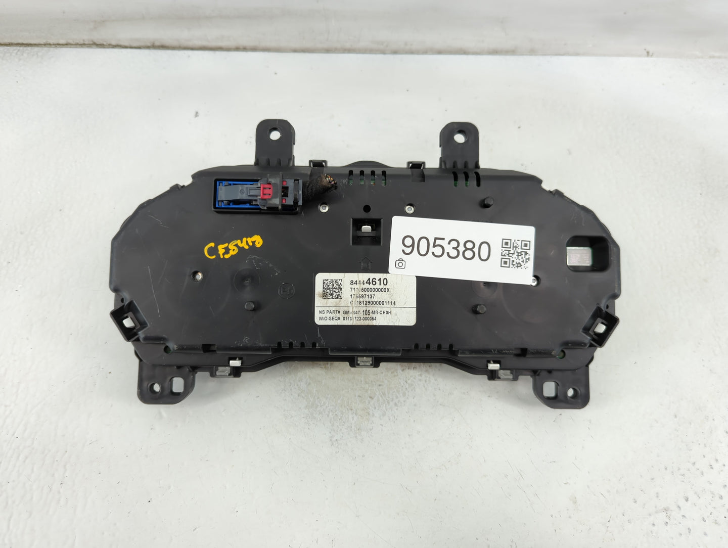 2017-2018 Chevrolet Malibu Instrument Cluster Speedometer Gauges P/N:84444610 Fits Fits 2017 2018 OEM Used Auto Parts - Oemu