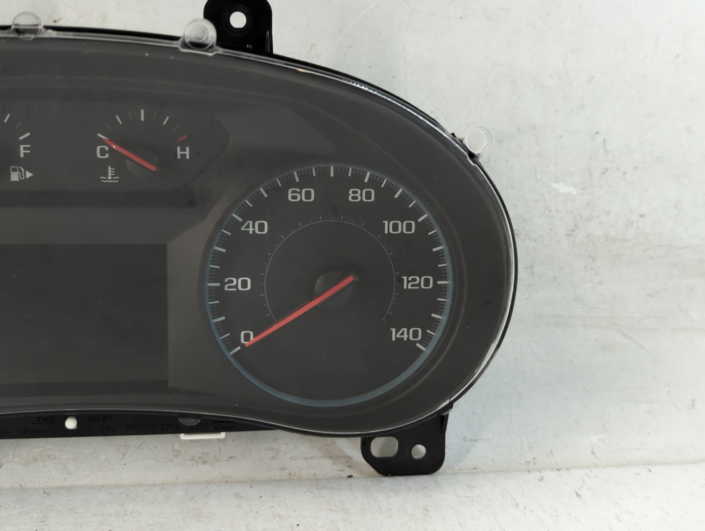 2017-2018 Chevrolet Malibu Instrument Cluster Speedometer Gauges P/N:84451585 Fits Fits 2017 2018 OEM Used Auto Parts - Oemu