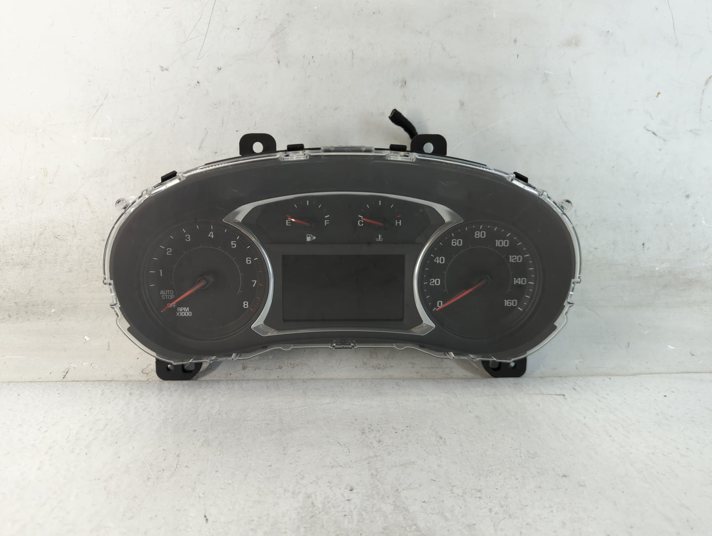 2017-2018 Chevrolet Malibu Instrument Cluster Speedometer Gauges P/N:84356877 Fits Fits 2017 2018 OEM Used Auto Parts - Oemu
