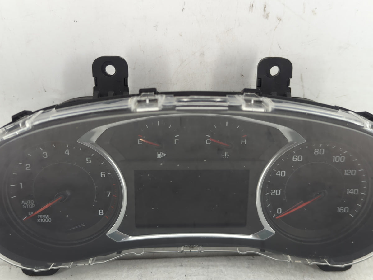 2017-2018 Chevrolet Malibu Instrument Cluster Speedometer Gauges P/N:84444610 Miles:100K Fits Fits 2017 2018 OEM Used Auto P